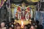 திருக்கோவிலூர் உலகளந்த பெருமாள் கோவிலில் சொர்க்கவாசல் திறப்பு