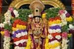 பரமக்குடி பெருமாள் கோயில்களில் பரமபதவாசல் திறப்பு; 