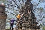 மண்டலேஸ்வரர் கோவிலில் உழவாரப்பணி