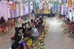 திருத்தணி திரவுபதியம்மன் கோவிலில் விளக்கு பூஜை