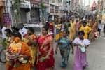 சிவகாசி பத்ரகாளியம்மன் கோயிலில் கயர் குத்து திருவிழா