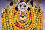 மருதுார் அனுமந்தராய சுவாமி கோவிலில் கனிகள் அலங்காரத்தில் ஆஞ்சநேயர்