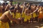 ராமலிங்க சவுடாம்பிகை அம்மன் கோயிலில் கத்தி போடும் விழா