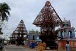 திருநள்ளாறு சனீஸ்வர பகவான் கோவிலில் தேர் செய்யும் பணி தீவிரம்