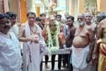 காஞ்சிபுரம் சங்கரமடத்தில் மகா சுவாமிகள் உருவ பைபர் சிலை புதுப்பிப்பு
