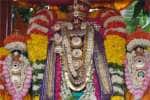 விழுப்புரம் வைகுண்டவாச பெருமாள் கோவில் தேரோட்டம்; பக்தர்கள் வழிபாடு