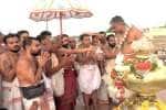  திருச்செந்துார் கோவில் கருவறையில் சிருங்கேரி சுவாமிகள் சிறப்பு வழிபாடு
