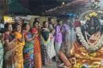 பெரம்பலூர் சங்குபேட்டை முத்துமாரியம்மன் கோயிலில் சிறப்பு பூஜை