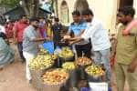 ஏழைகளின் பசி தீர்த்த முன்னோர் படையல்..!