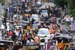 வடபழனி முருகன் கோவில் முகப்பு சாலையில் அதிகரிக்கும் ஆக்கிரமிப்பு; பக்தர்கள் தவிப்பு