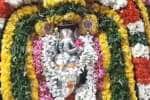 தஞ்சை ஸ்ரீமகாகணபதி கோவிலில் தீர்த்தவாரி; புனித நீராடிய பக்தர்கள்