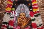 நவராத்திரி இரண்டாம் நாள்; முத்துமாரியம்மன் கோவிலில் அம்மனுக்கு அபிஷேகம்