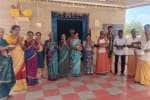 மழை வேண்டி மழைச்சோறு வழிபாடு செய்த கிராம மக்கள்