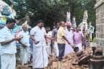 சிறுபாக்கம் அருகே இடிந்து விழுந்த கோவில் கோபுரம்; அமைச்சர் ஆய்வு