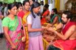 அலகுமலை முத்துக்குமார சுவாமி கோவிலில் கங்கணம் அணிந்து விரதம் துவக்கிய பக்தர்கள்
