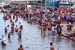சபரிமலை செல்லும் பக்தர்கள் மாசடைந்த நீரில் குளிக்க வேண்டாம் தமிழக அரசு அறிவுரை