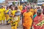 வீரபாண்டி திருவிழாவிற்காக கூடலுாரில் தீச்சட்டி எடுத்து வழிபாடு