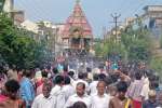 பண்ருட்டி படை வீட்டம்மன் கோவில் செடல் உற்சவம்; திருத்தேரில் சுவாமி உலா